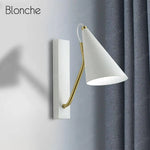 Applique Murale Design Led Dorée Élégante Arrondie. Chambre