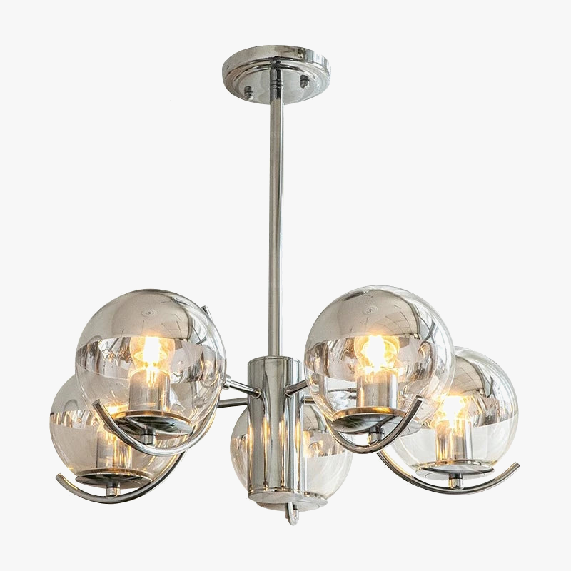 Elegant, moderne, skinnende krom-lysekrone
