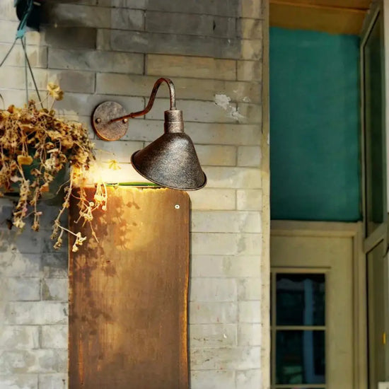 Voici Le Titre Transformé En Respectant La Consigne: Applique Industrielle Us Lumineuse Design